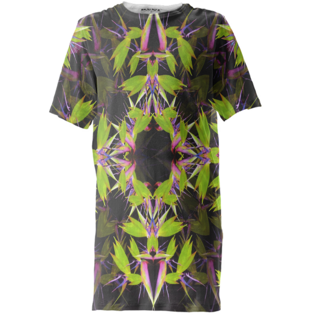 Kaleidoscope flower long Tee