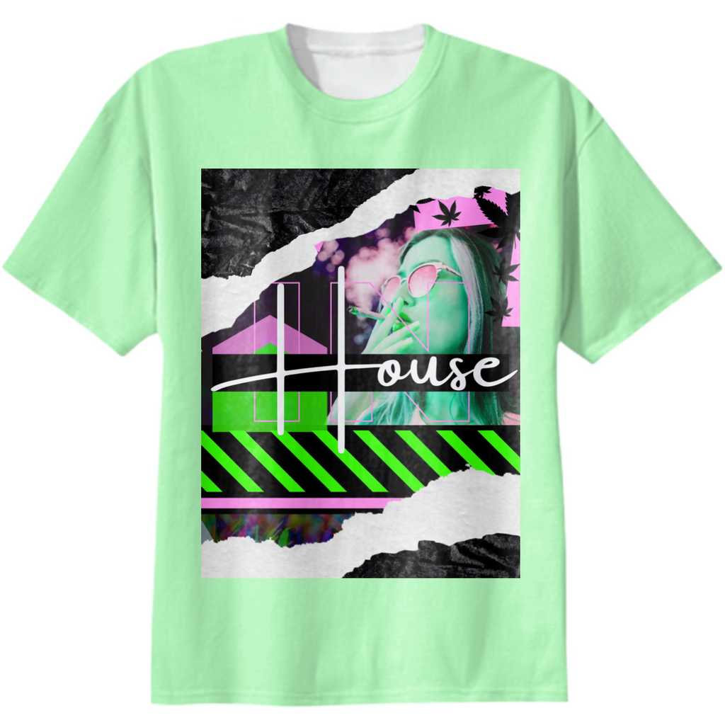 IN HOUSE She smoke T-shirt