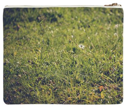Little Camomile Clutch