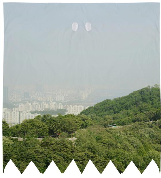 Seoul View Ghost Costume