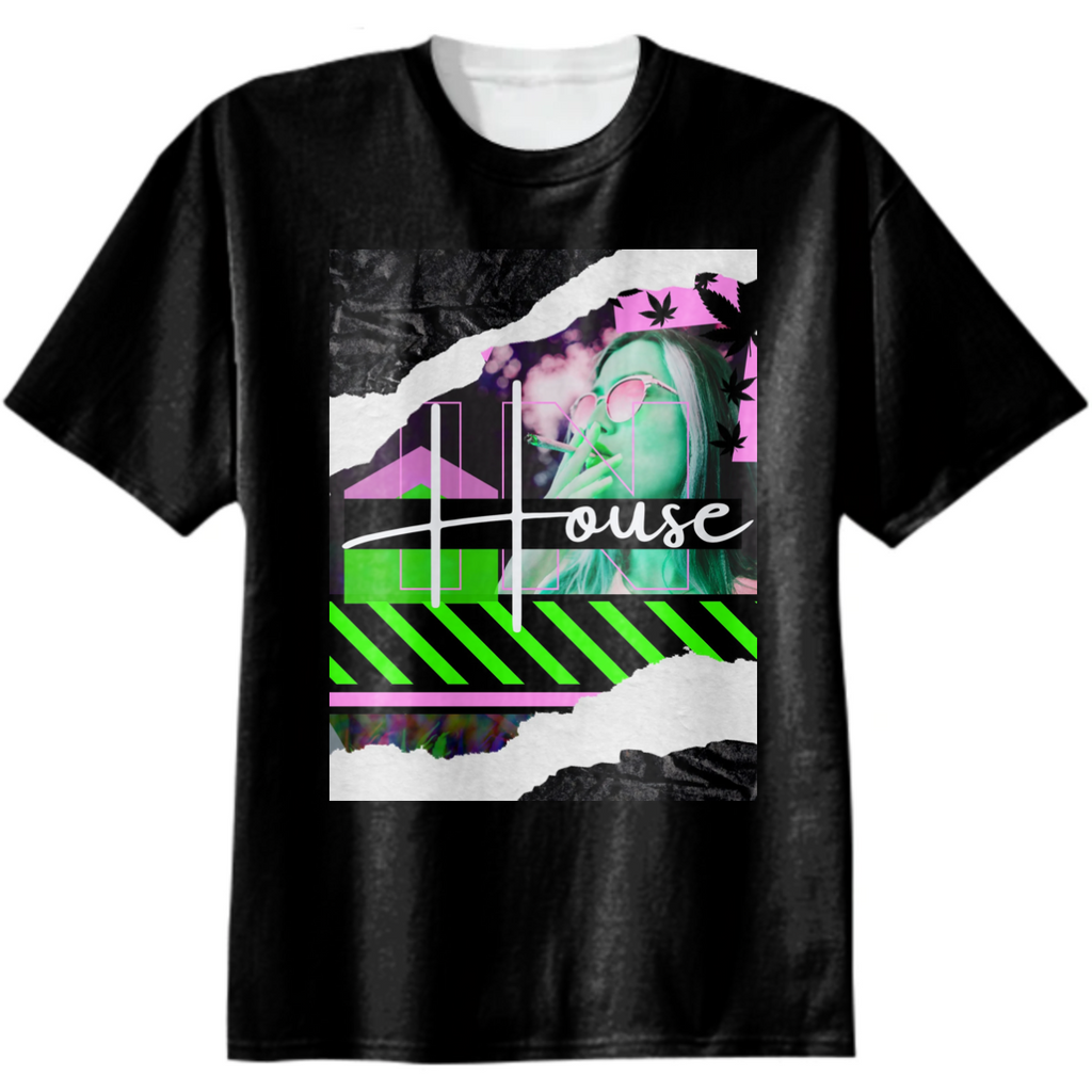 IN HOUSE She smokes T-Shirt Tee Blk