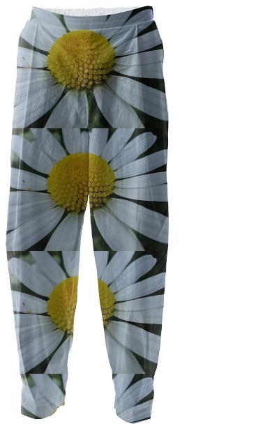 Relaxed pant big white daisies