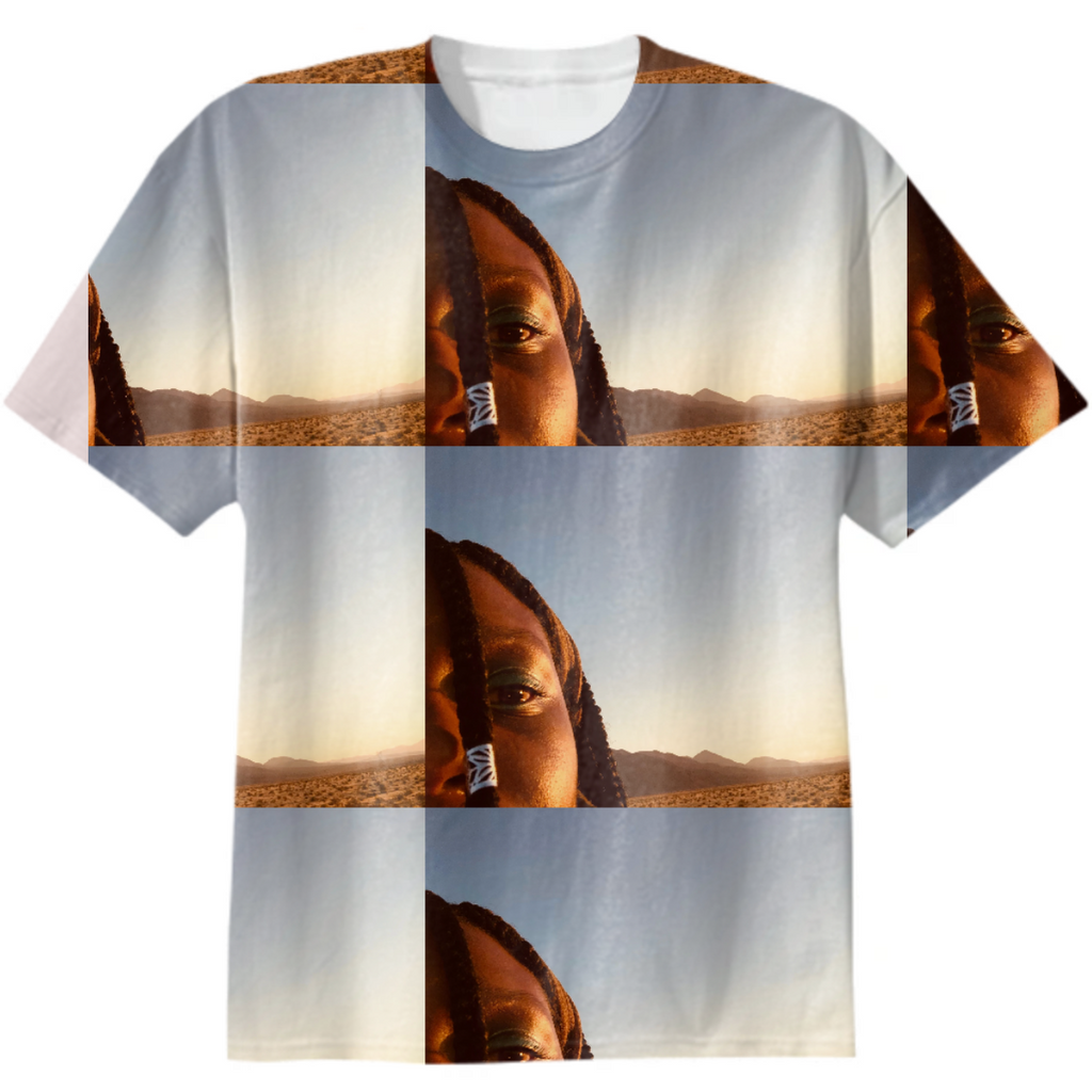 Middle of nowhere Tee