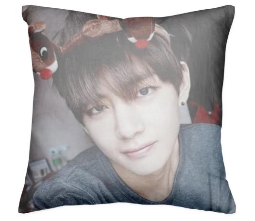 Christmas Taehyung pillow