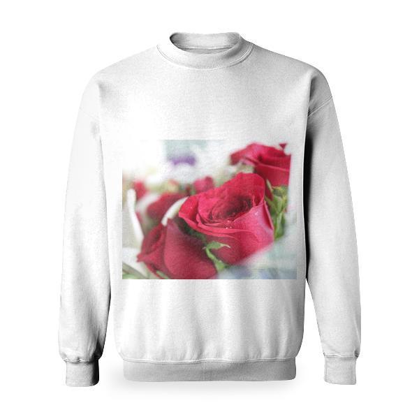 Love Romantic Flowers Bouquet Basic Sweatshirt