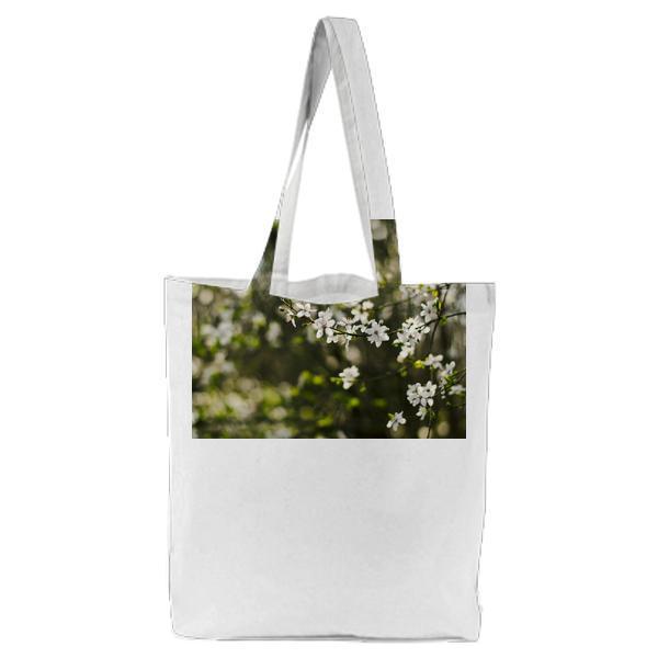 Close Up Photo Of White Petaled Flower During Daytime Tote Bag