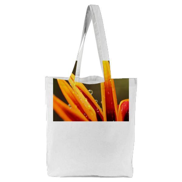 Nature Flower CloseUp Waterdrops Tote Bag