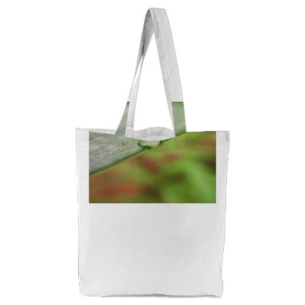 Nature Water Leaf Dew Tote Bag
