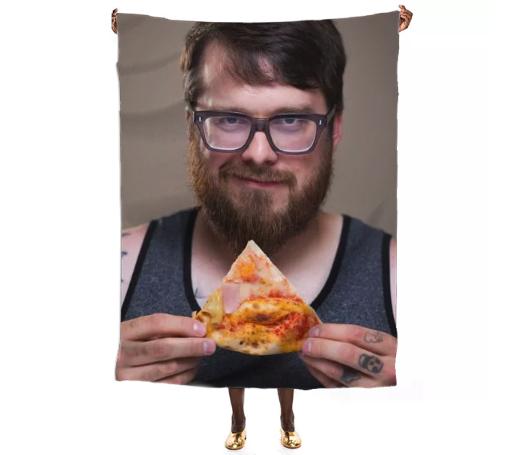 pizza scarf