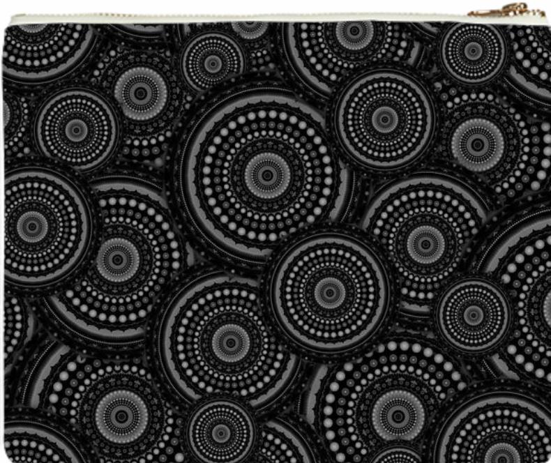 Black and White Mandala Pattern Clutch Bag