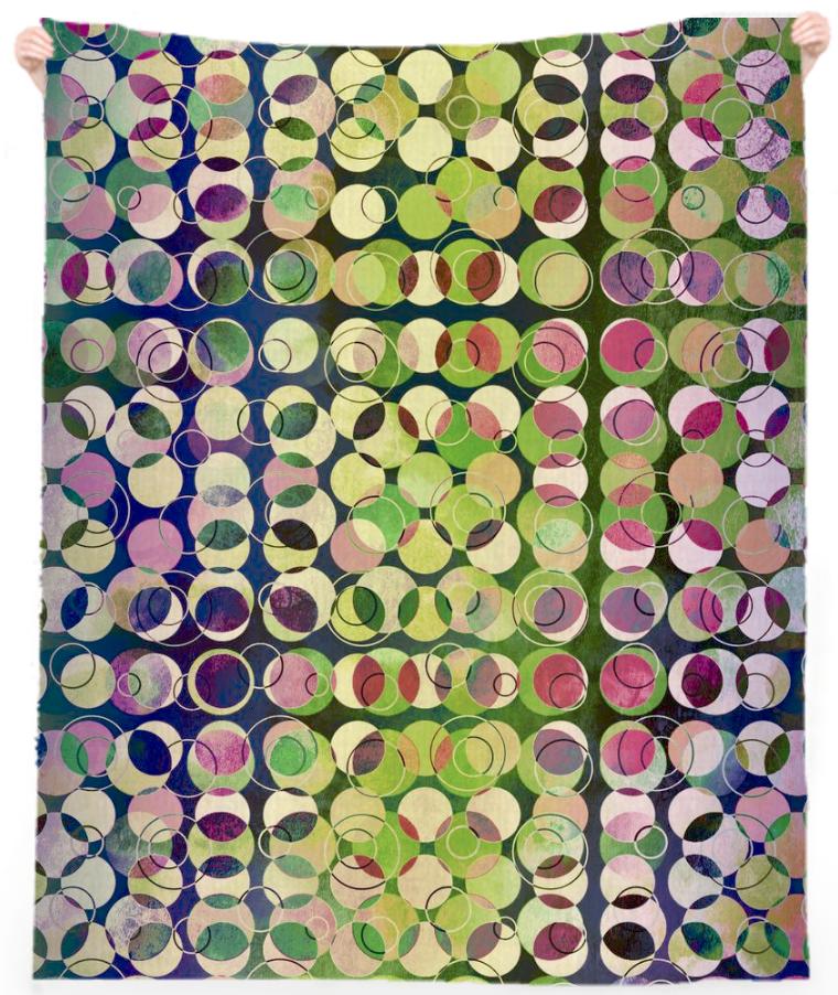 MELANGE OF CIRCLES V Beach Towel